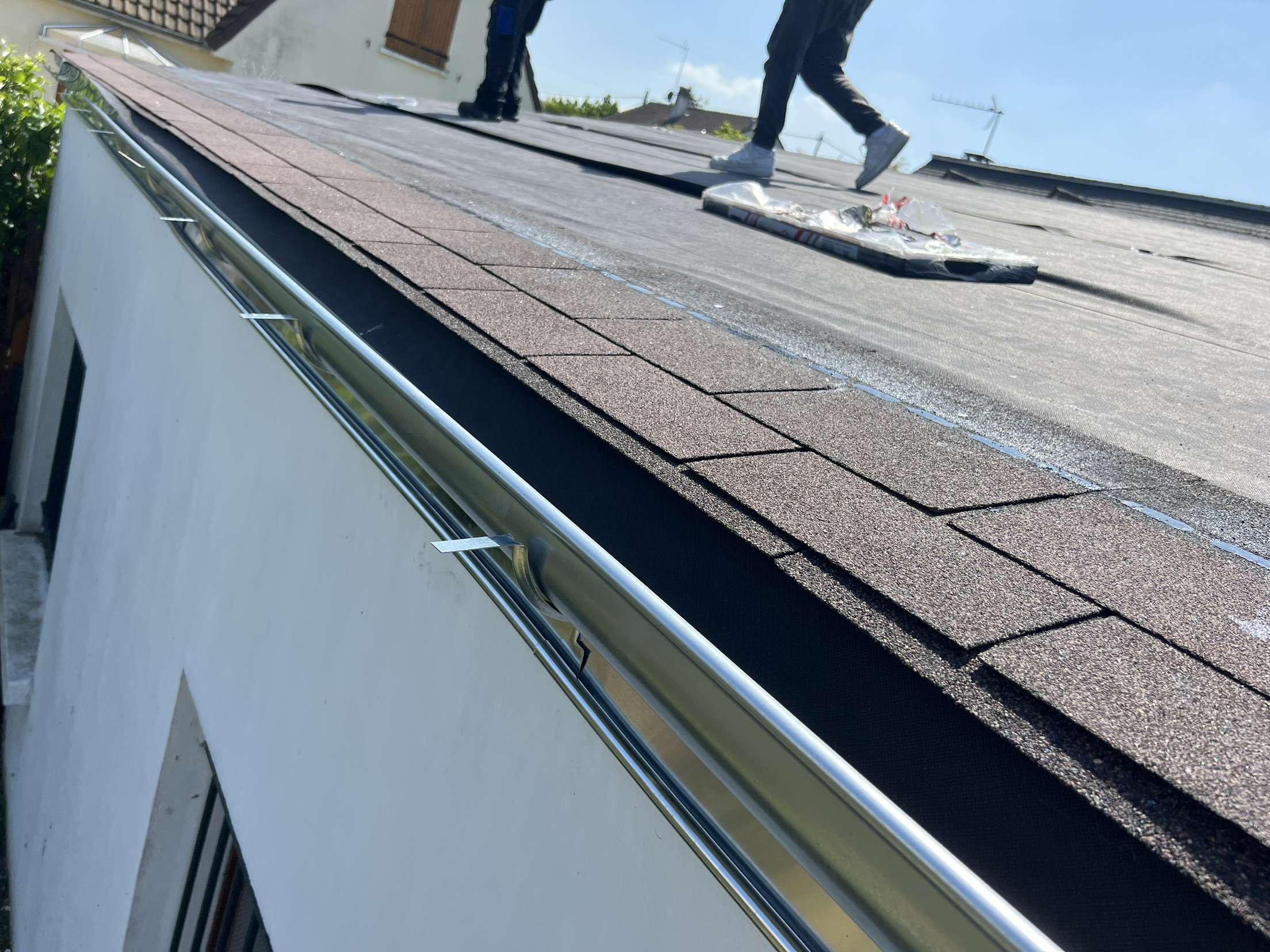 <a href="#ancrage4">Pose de toiture en Schingle</a>