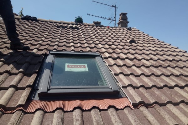 <a href="#ancrage6">Pose de Velux, pied de cheminée</a>